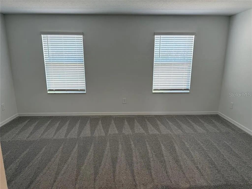 Image 4 of 21 For 32009 Spiceberry Street