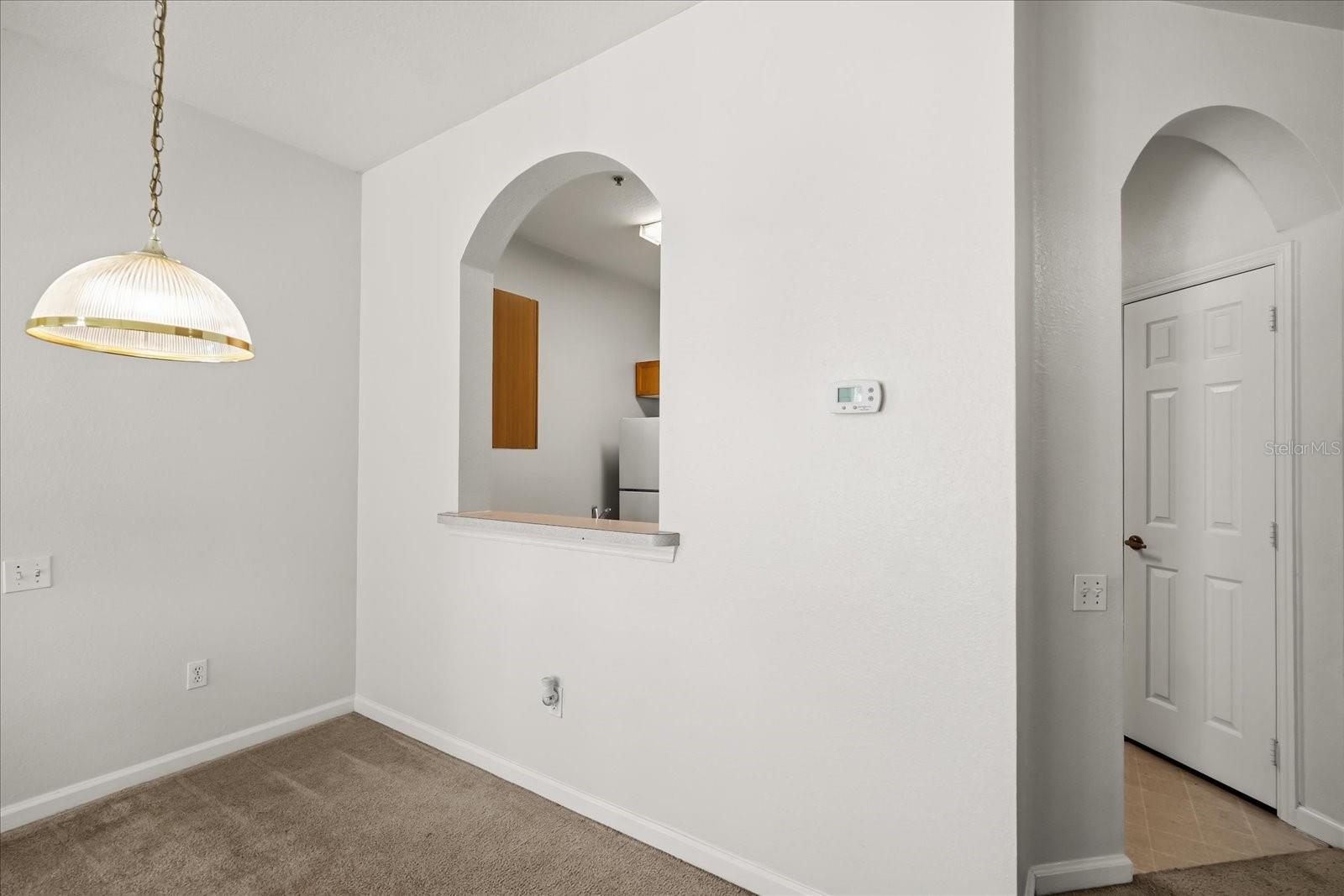 Image 7 of 27 For 8101 Coconut Palm Way 205