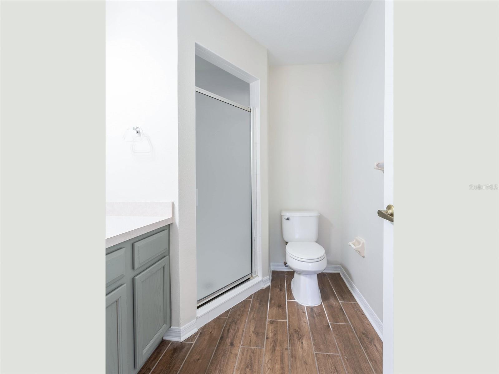 Image 12 of 30 For 36921 Value Circle