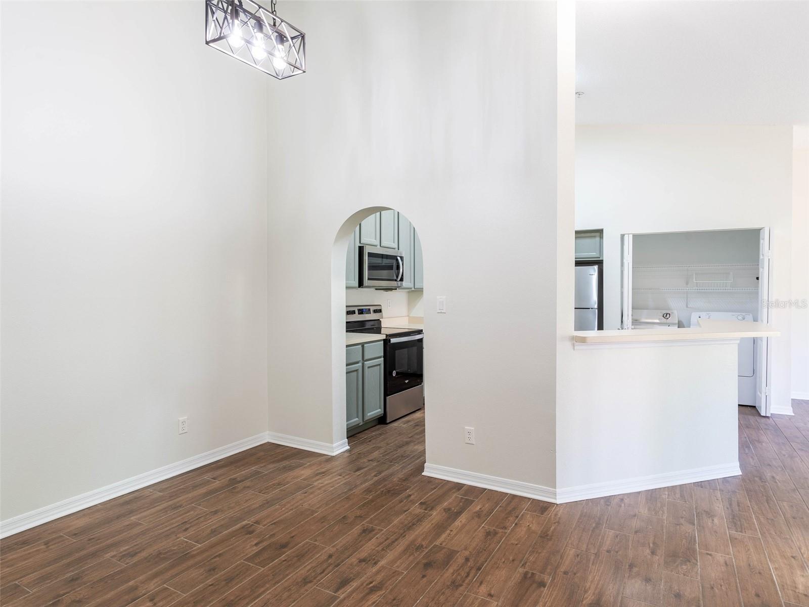 Image 2 of 30 For 36921 Value Circle