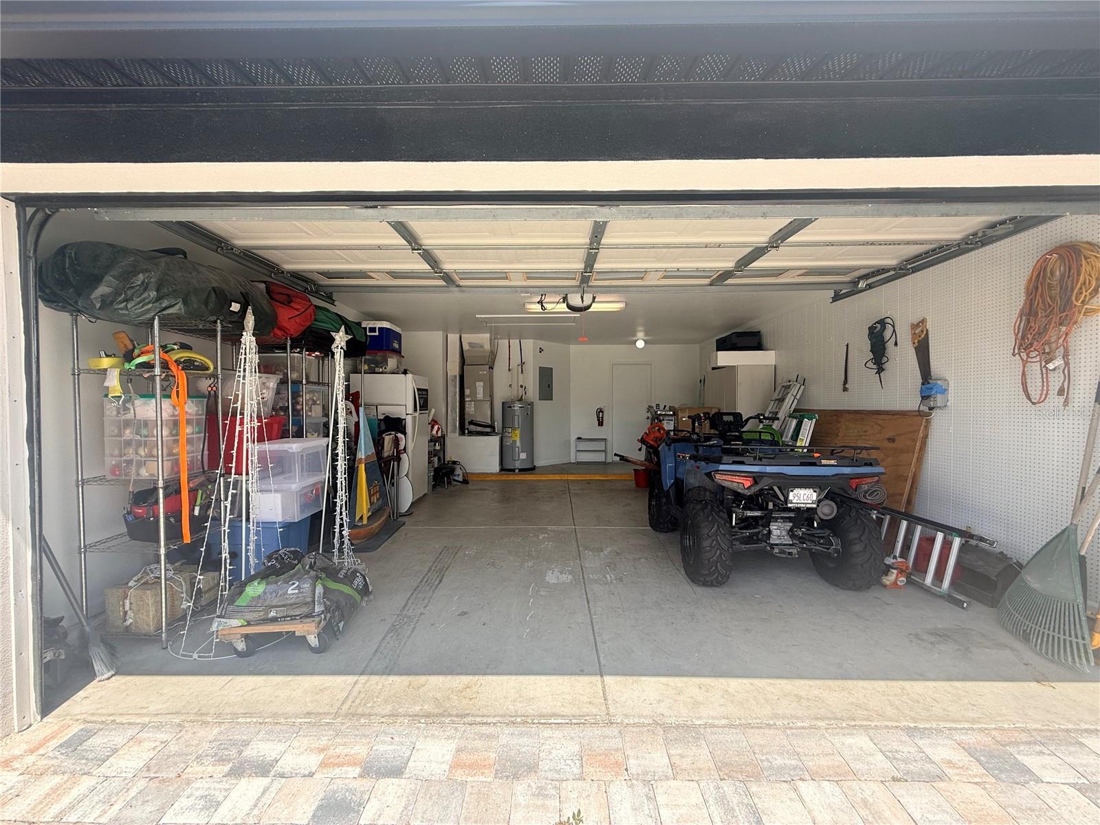 Image 26 of 47 For 3649 Ventura Club Circle