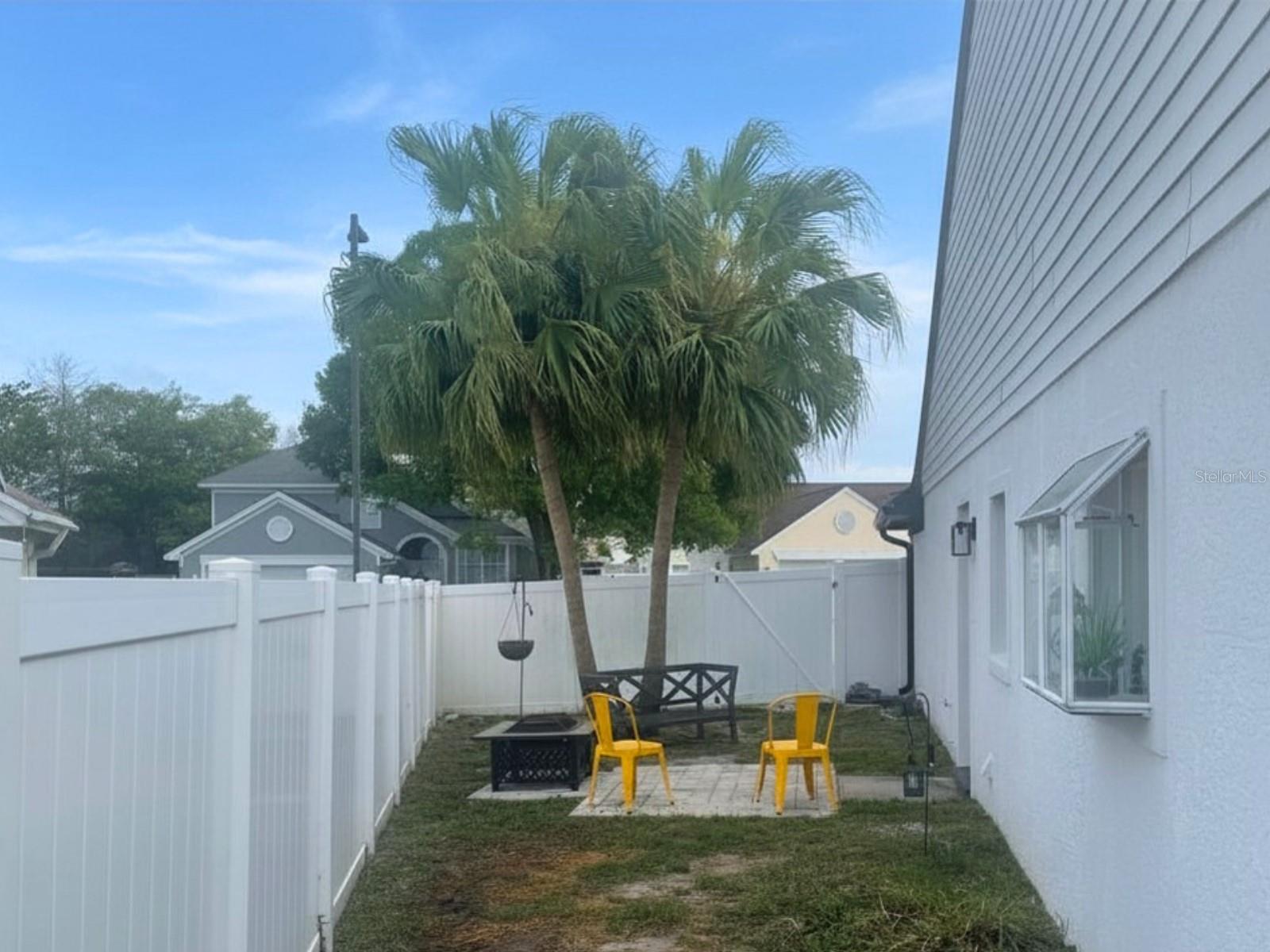 Image 30 of 47 For 3649 Ventura Club Circle