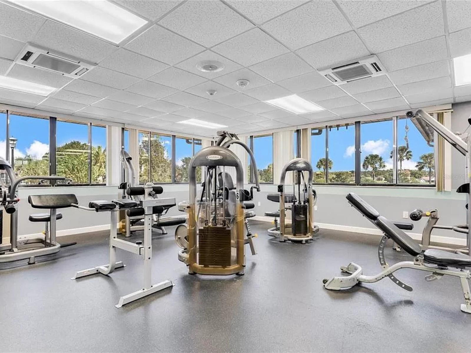 Image 36 of 47 For 3649 Ventura Club Circle