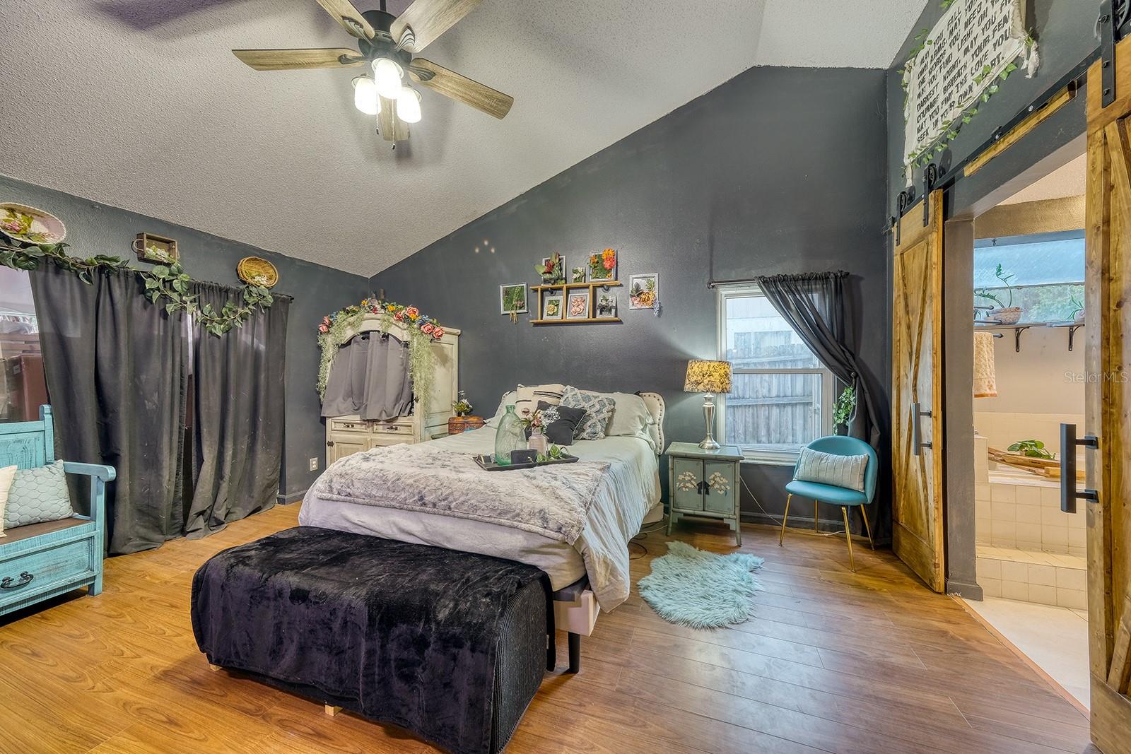 Image 27 of 41 For 1665 Grange Circle