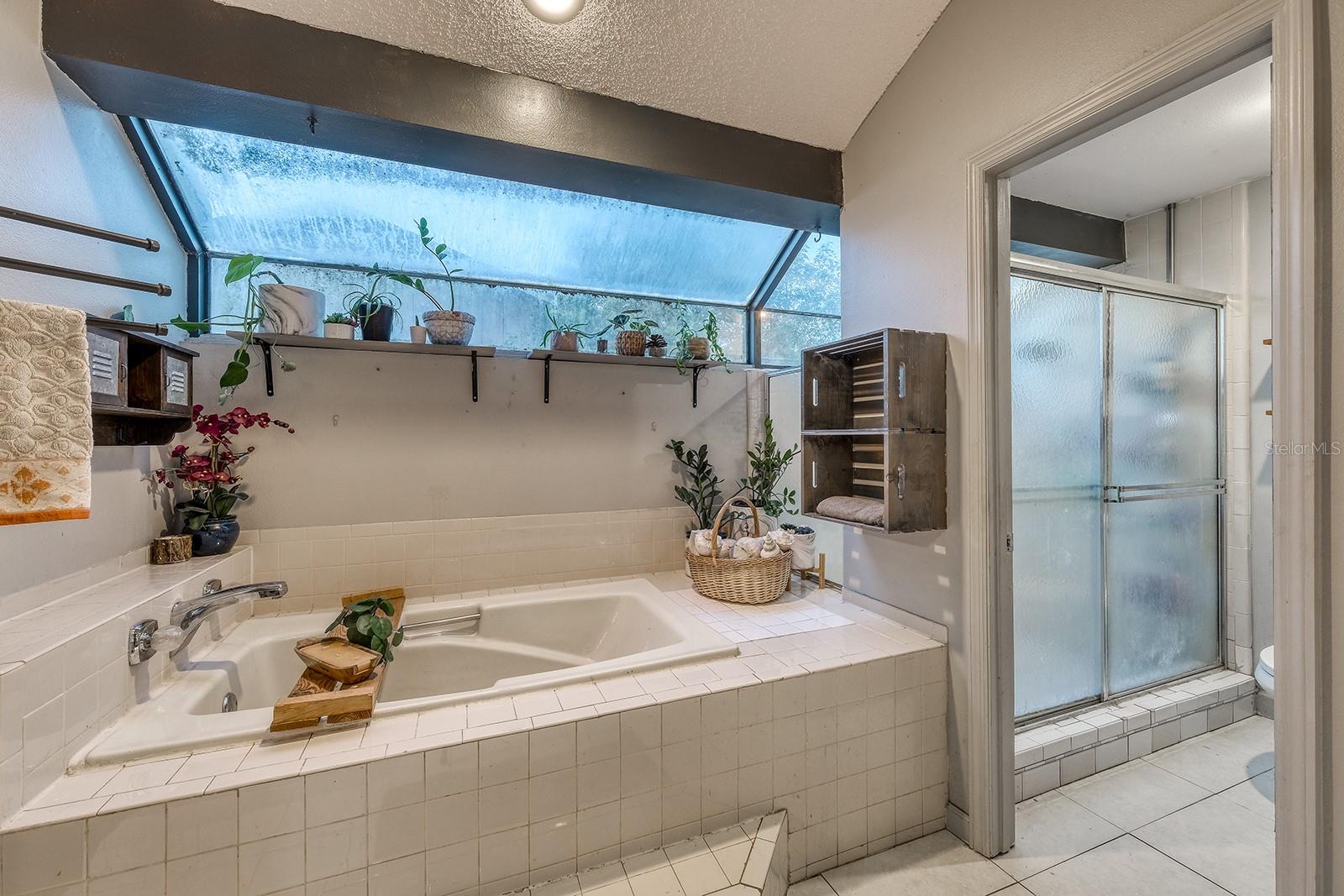 Image 32 of 41 For 1665 Grange Circle