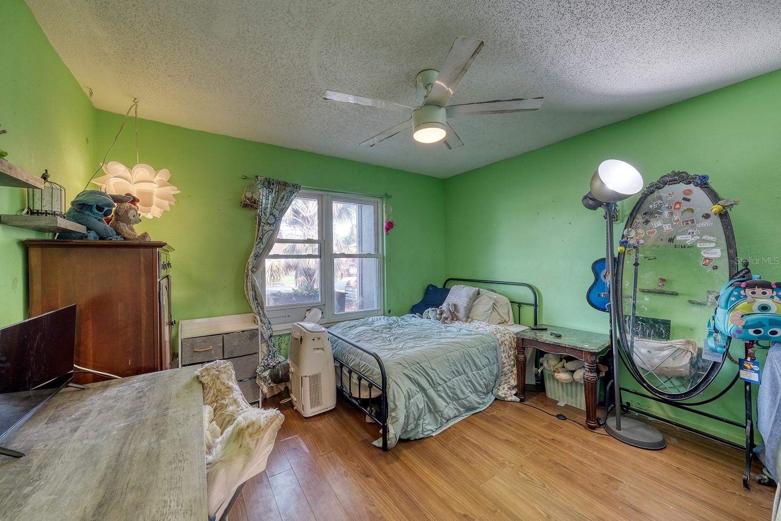 Image 37 of 41 For 1665 Grange Circle