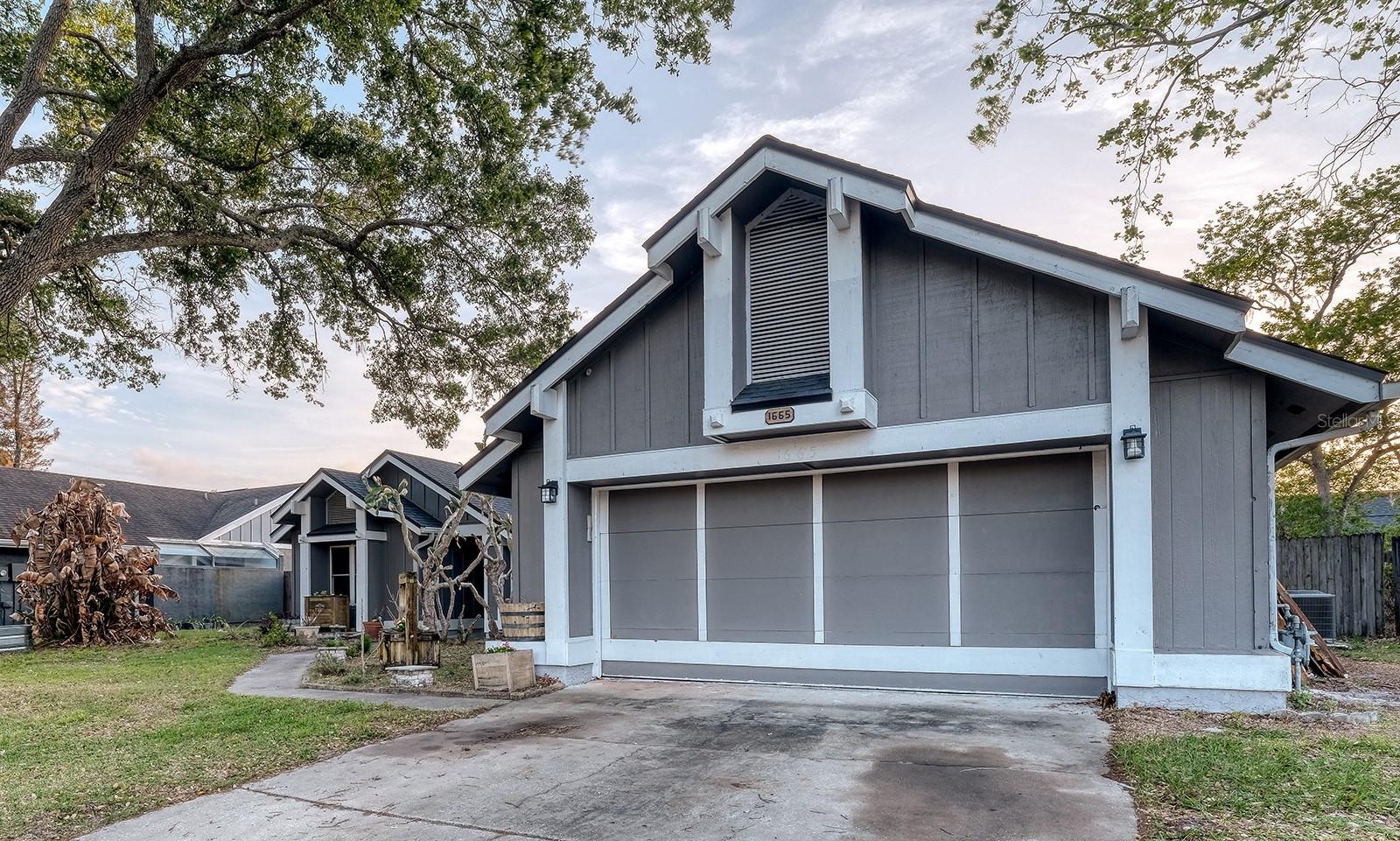 Image 4 of 41 For 1665 Grange Circle