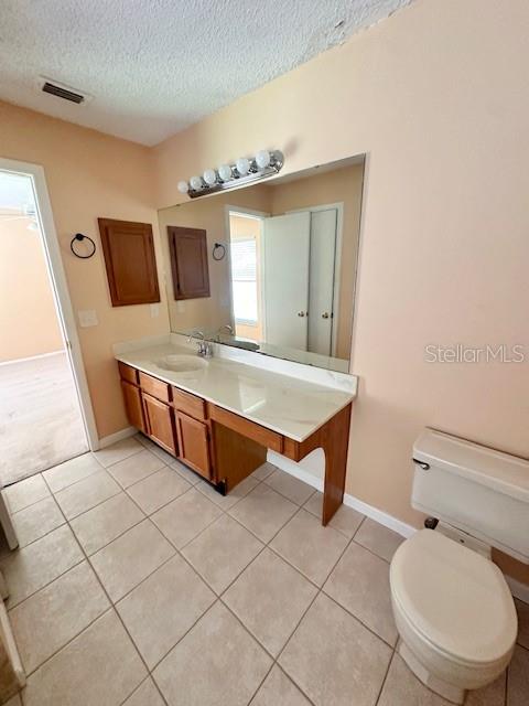 Image 25 of 32 For 587 Holbrook Circle