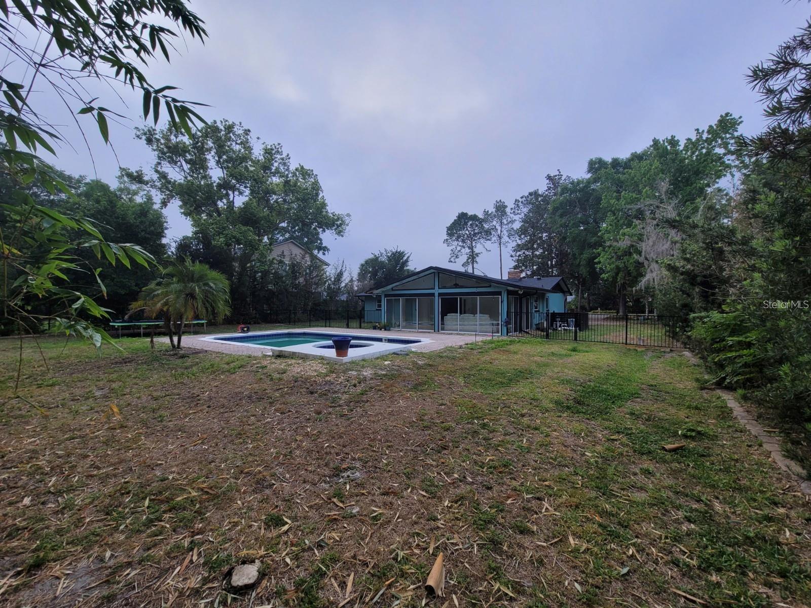 Image 13 of 17 For 11129 Lake Butler Boulevard