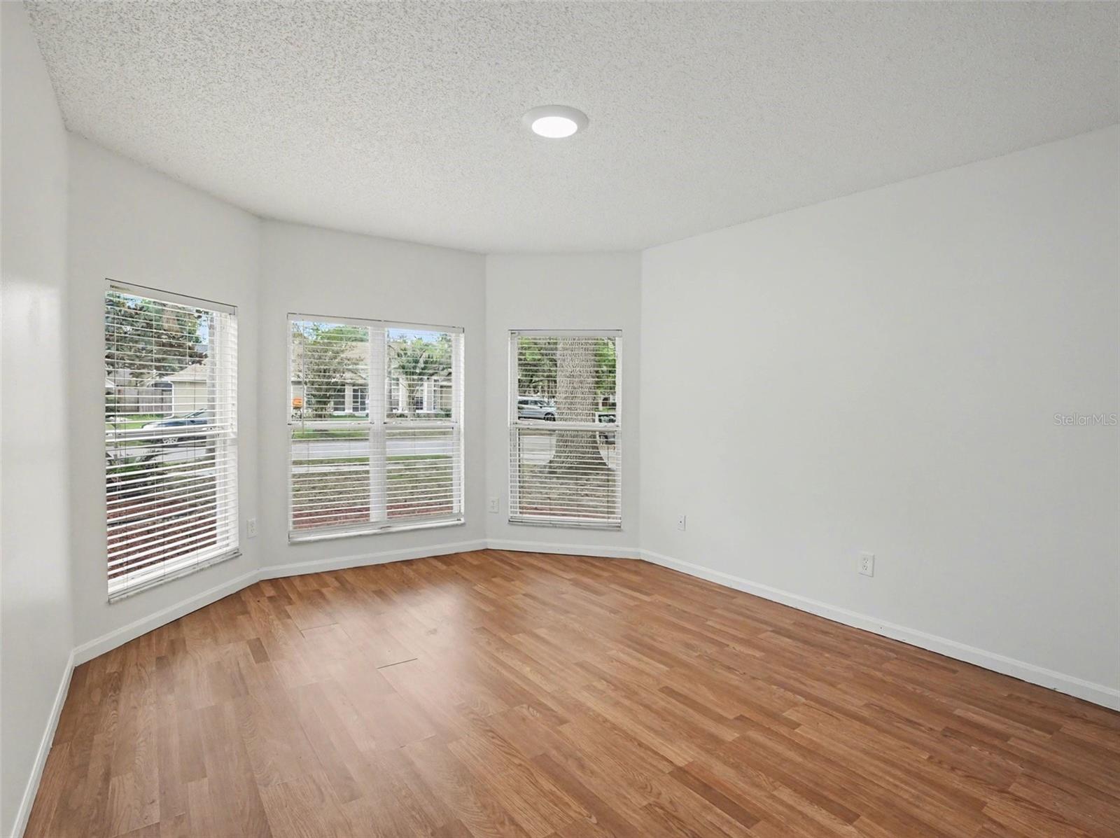 Image 6 of 25 For 1736 Terra Cota Court