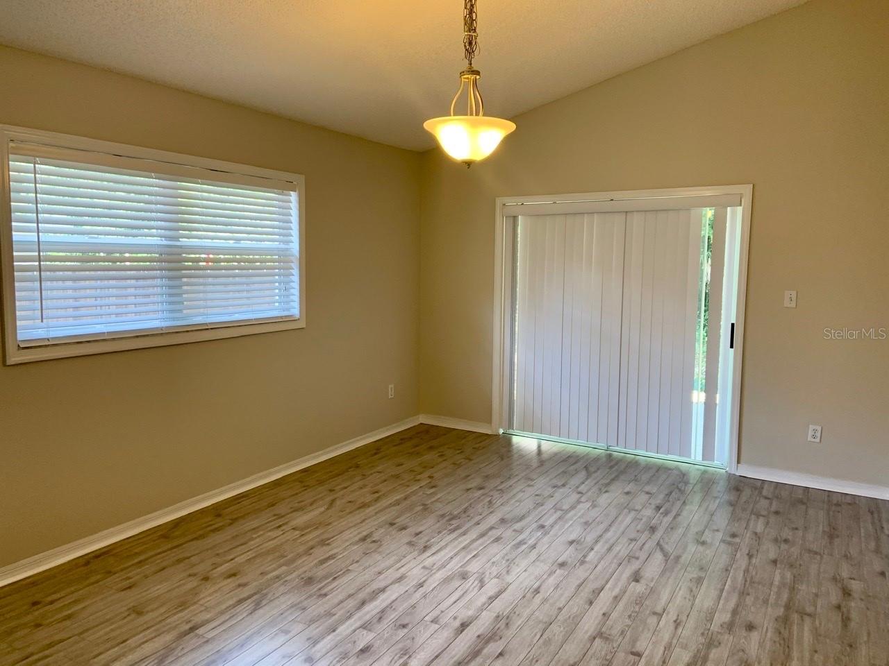 Image 23 of 25 For 544 Tall Oaks Terrace