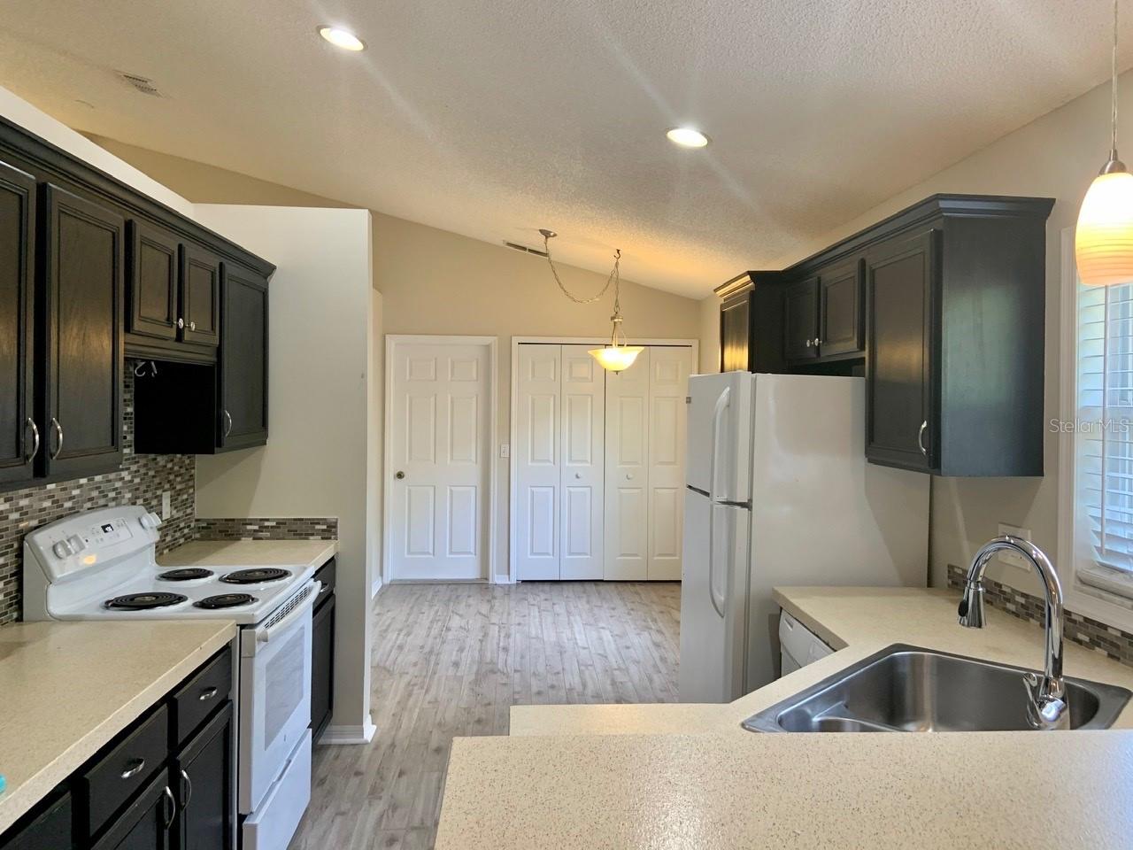 Image 24 of 25 For 544 Tall Oaks Terrace