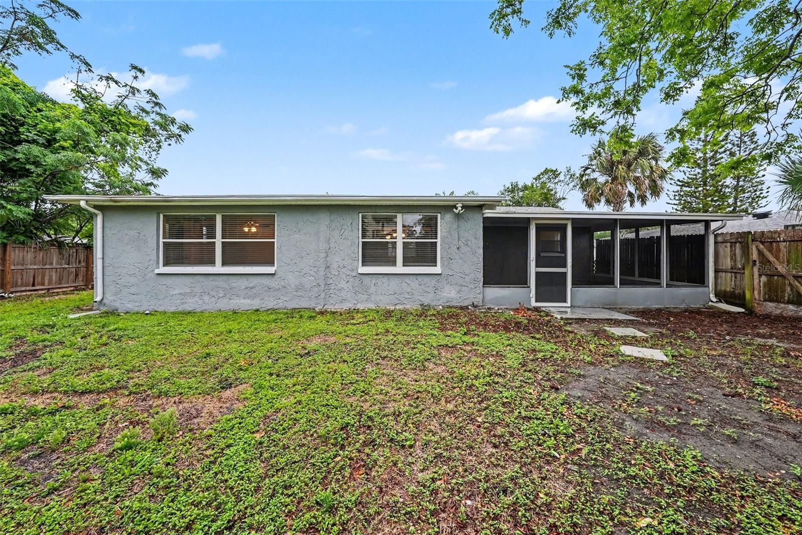 Image 14 of 15 For 9141 Crabtree Lane