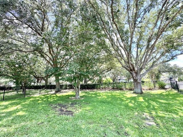 Image 36 of 51 For 9999 Indigo Bay Circle