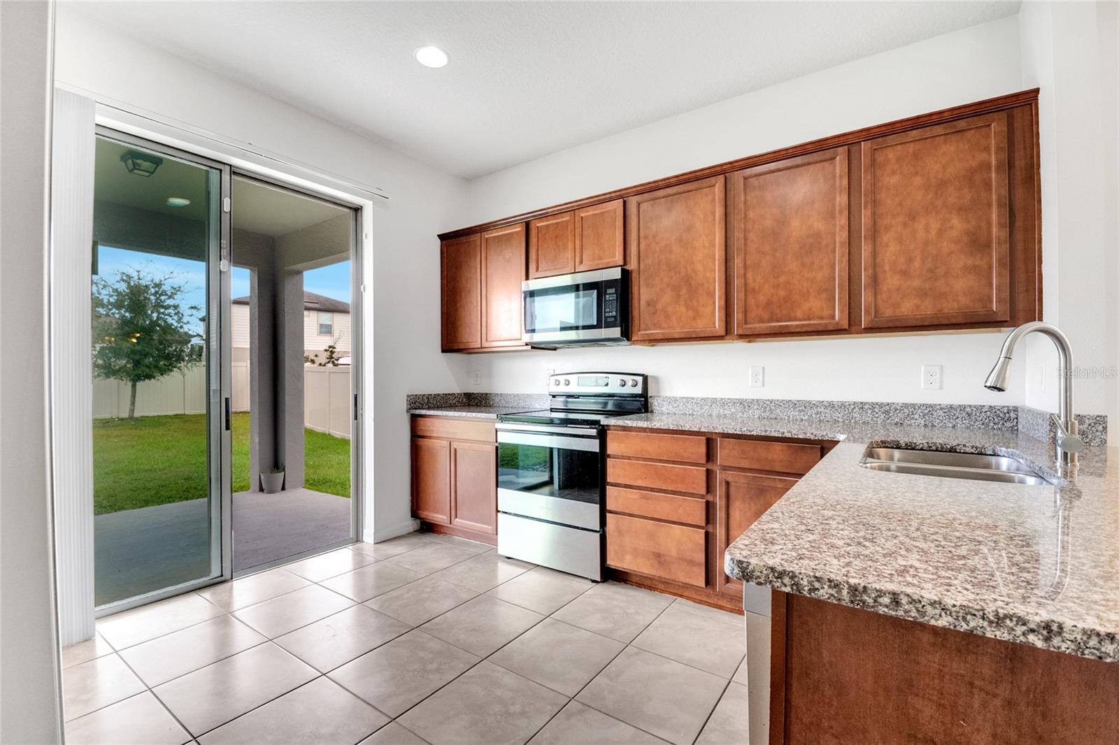 Image 11 of 44 For 3512 Southern Cross Loop