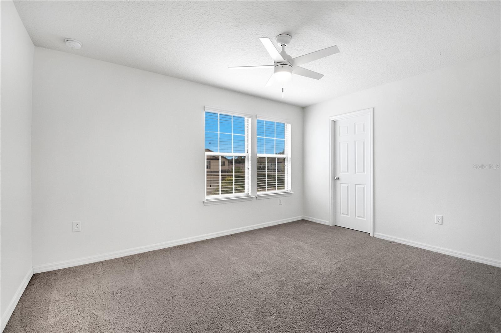 Image 23 of 44 For 3512 Southern Cross Loop