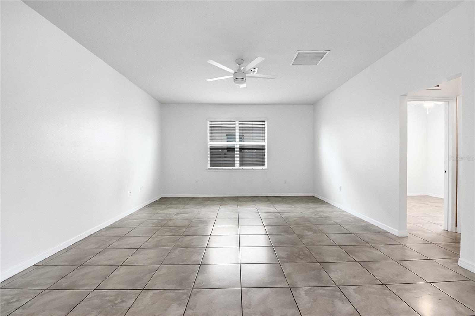 Image 9 of 44 For 3512 Southern Cross Loop