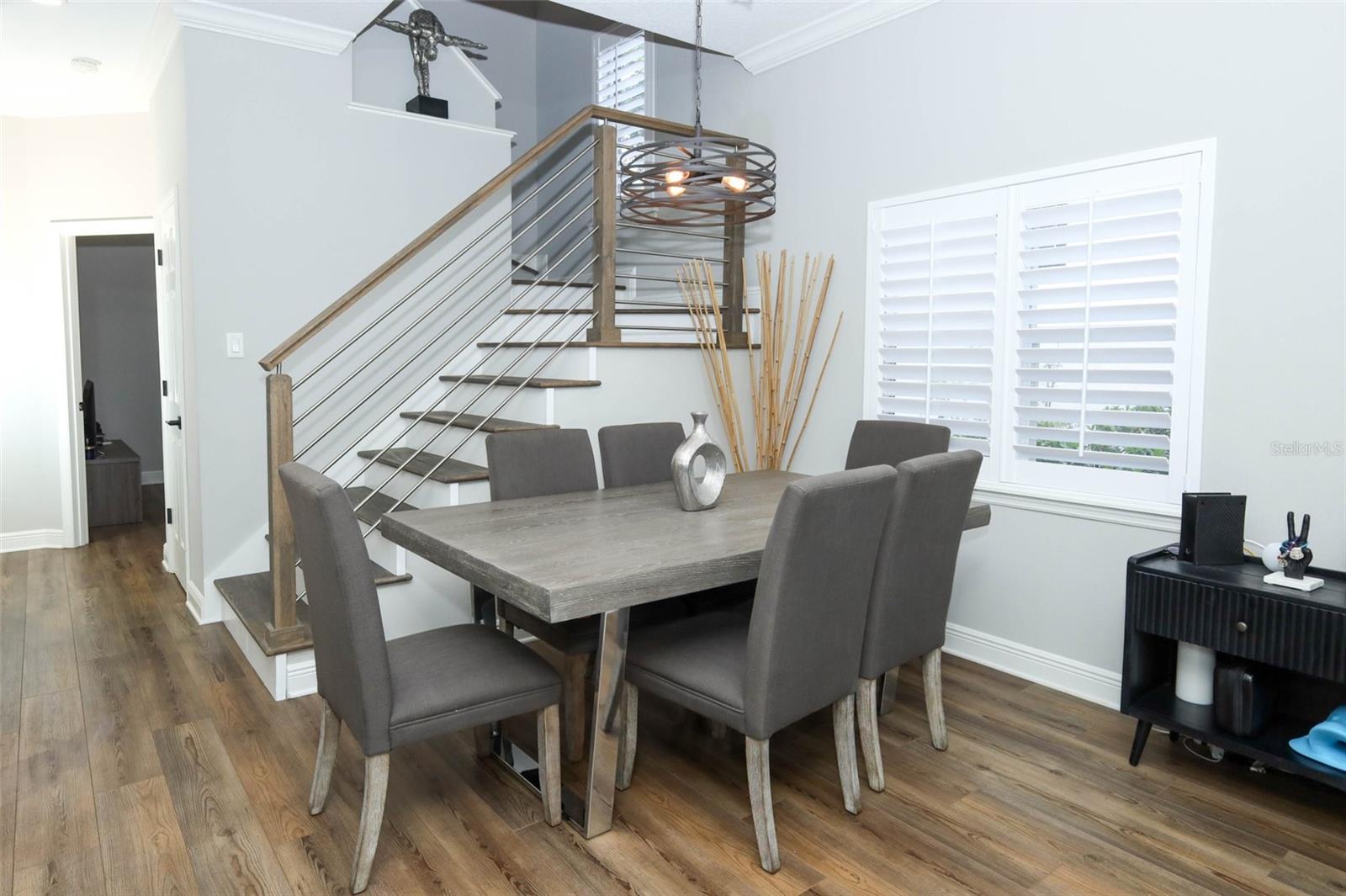 Listing photo id 9 for 2202 Elizabeth Avenue B