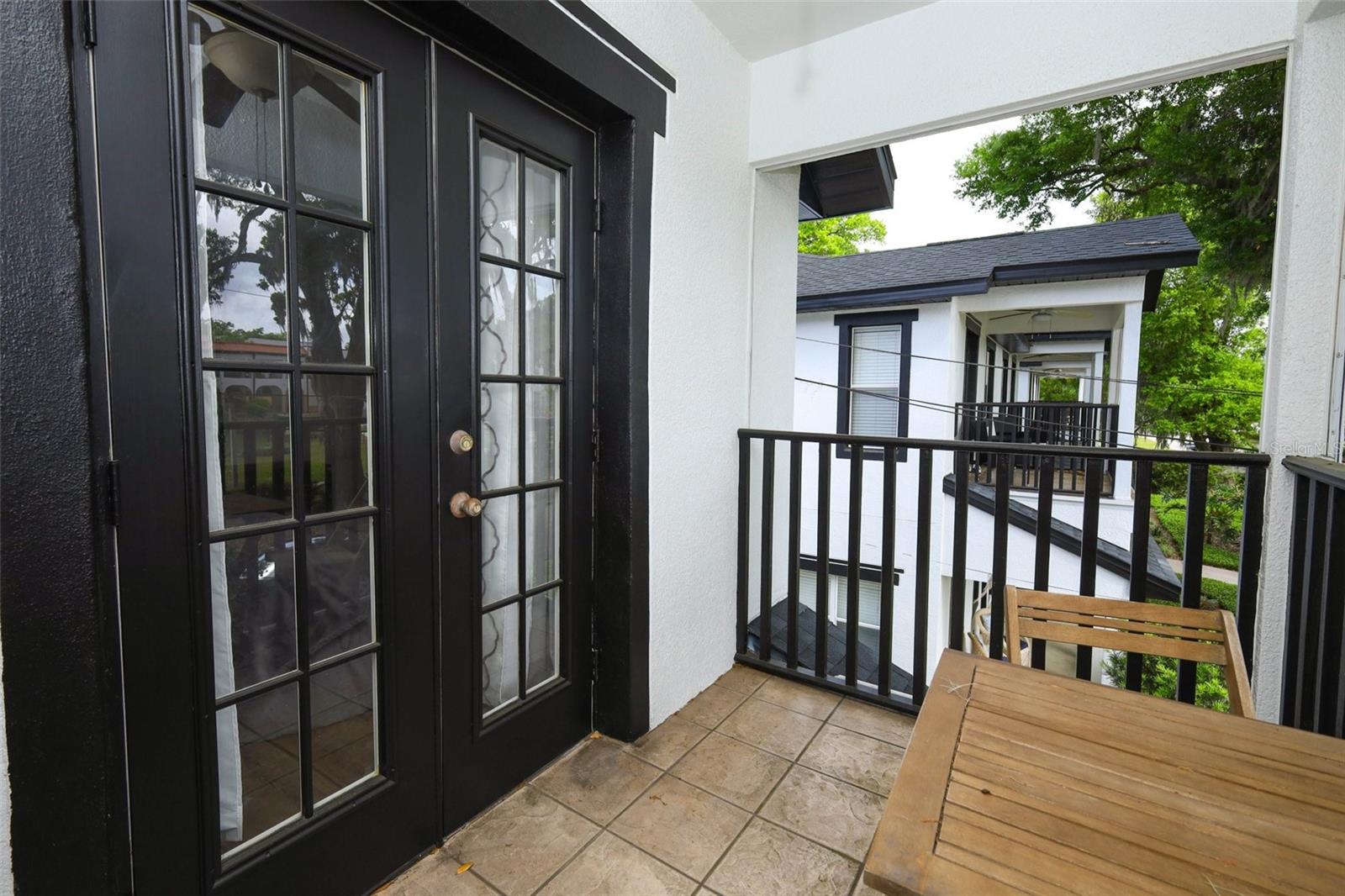 Listing photo id 28 for 2202 Elizabeth Avenue B