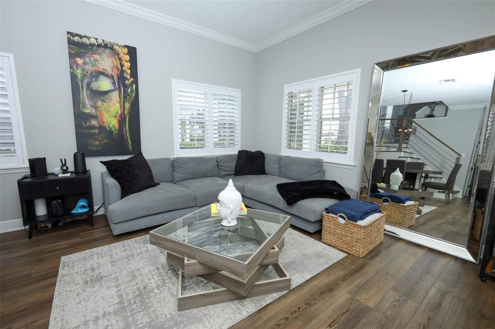 Listing photo id 3 for 2202 Elizabeth Avenue B