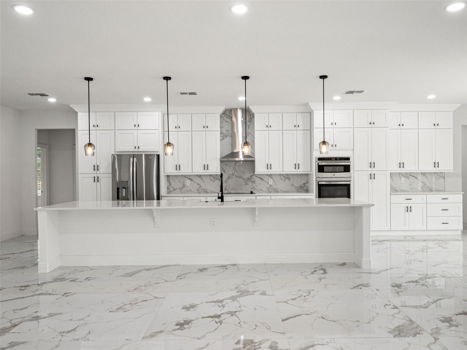 Image 14 of 44 For 42430 Fir Street