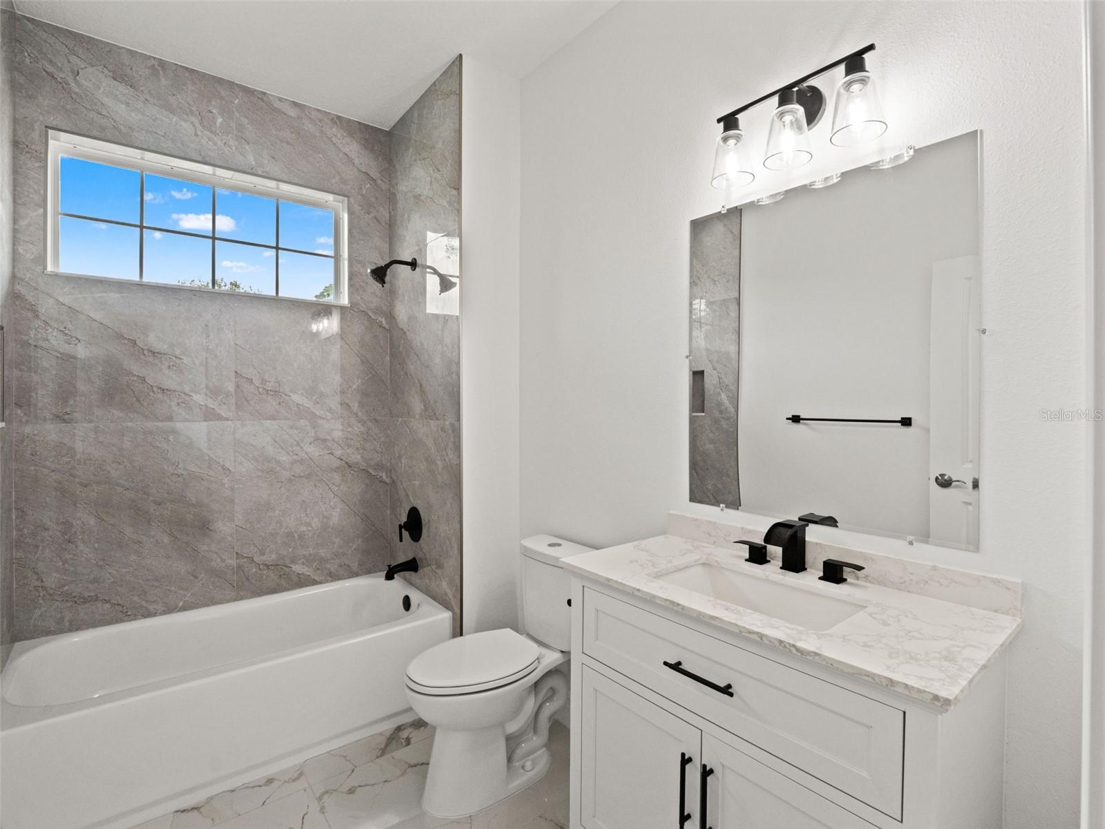 Image 24 of 44 For 42430 Fir Street