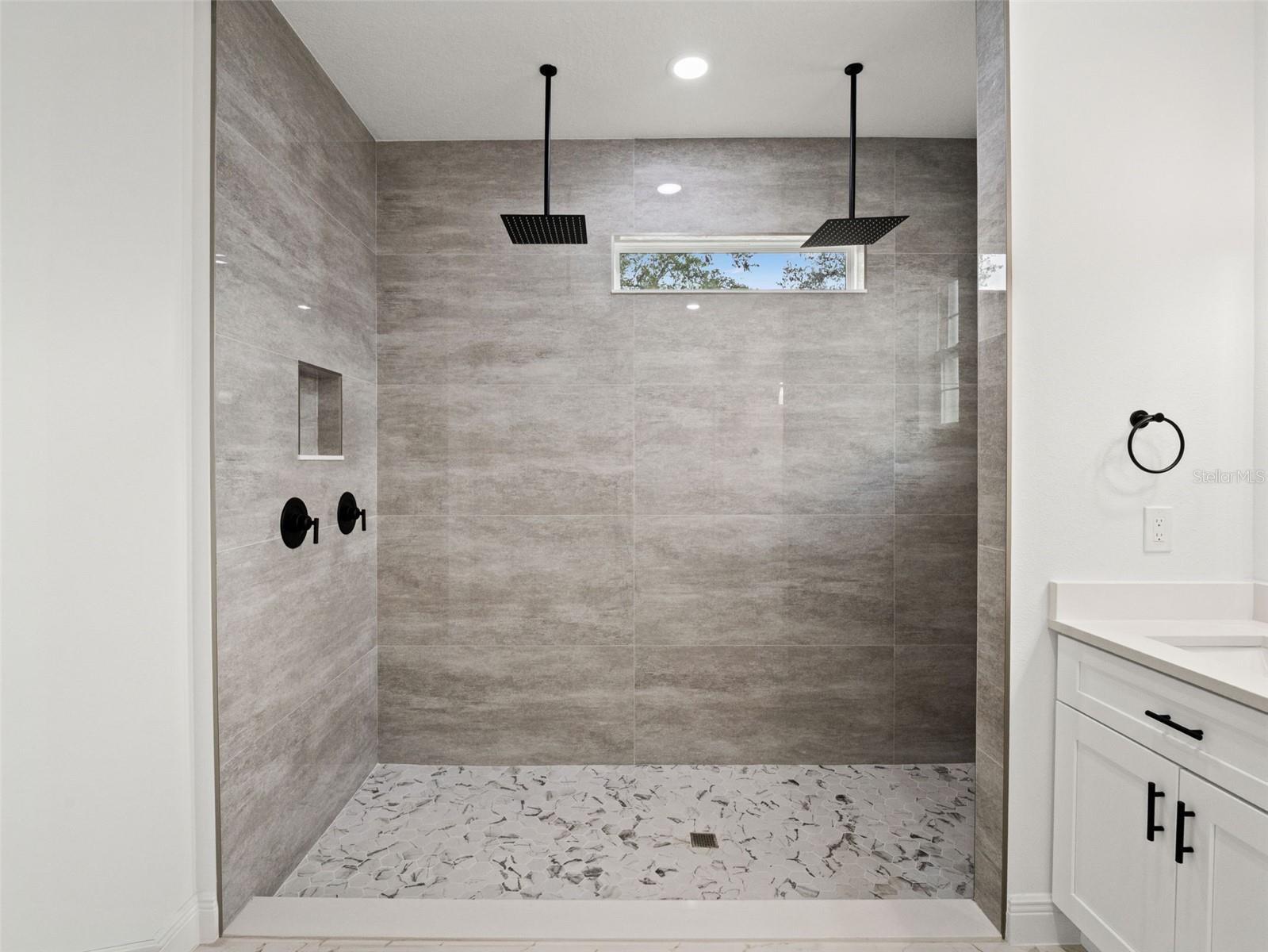 Image 31 of 44 For 42430 Fir Street