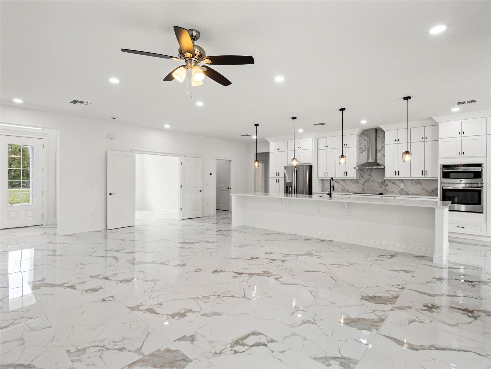 Image 7 of 44 For 42430 Fir Street