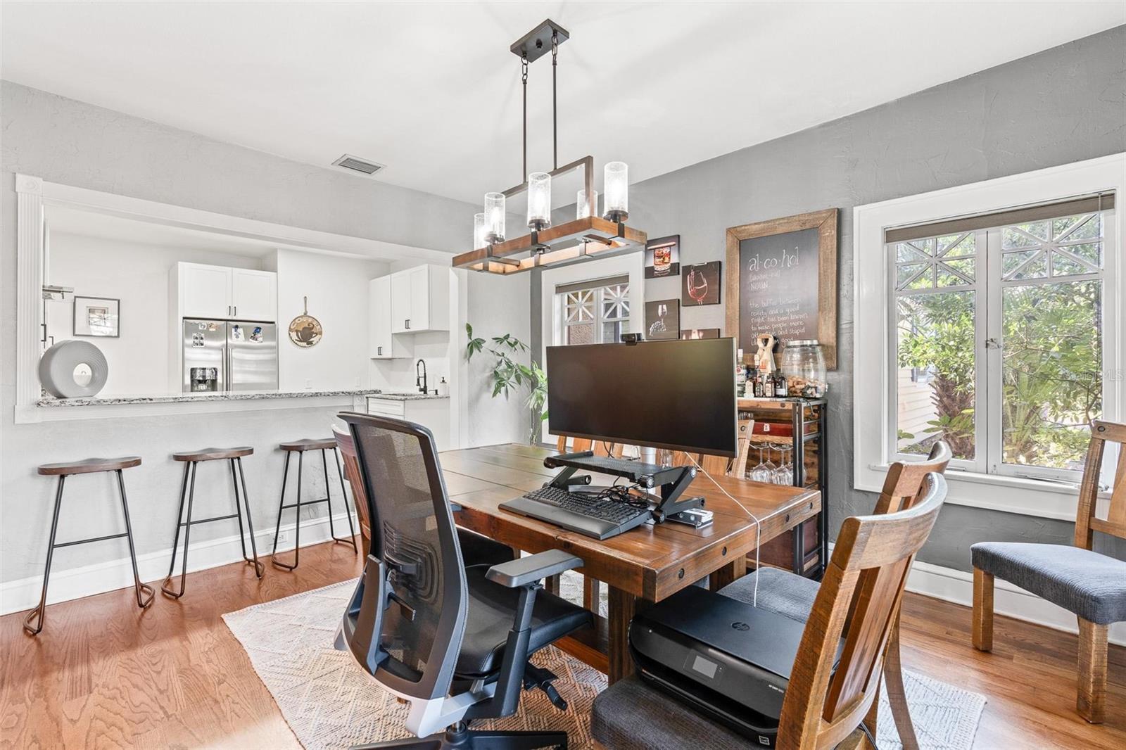 Image 6 of 25 For 724 Palmer Street