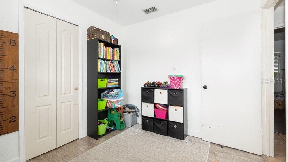 Image 13 of 24 For 1005 Nicole Boulevard