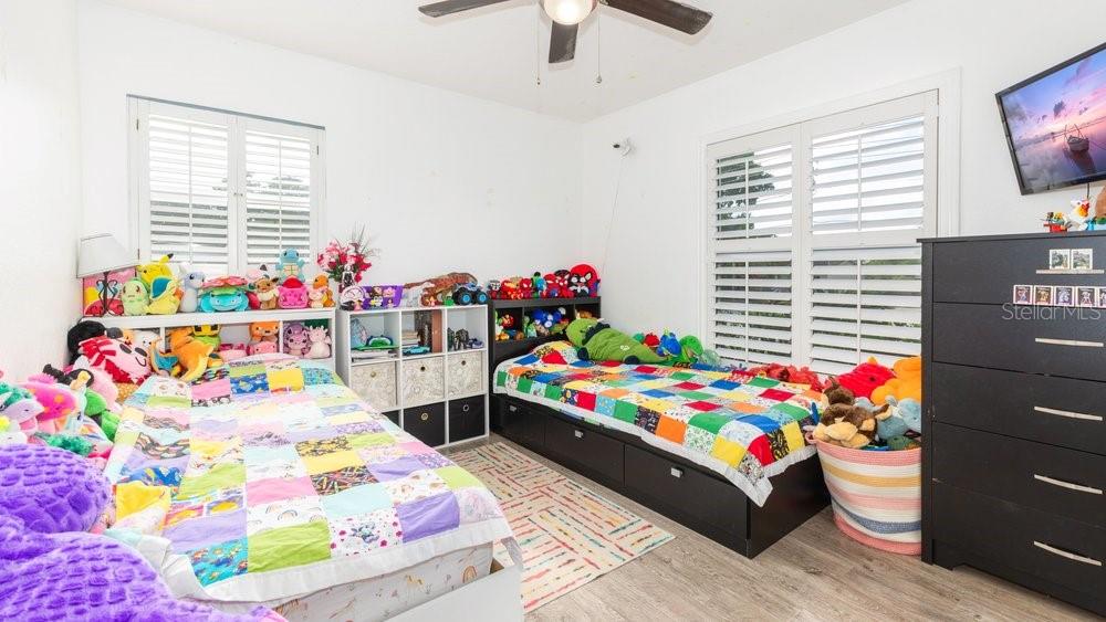 Image 14 of 24 For 1005 Nicole Boulevard