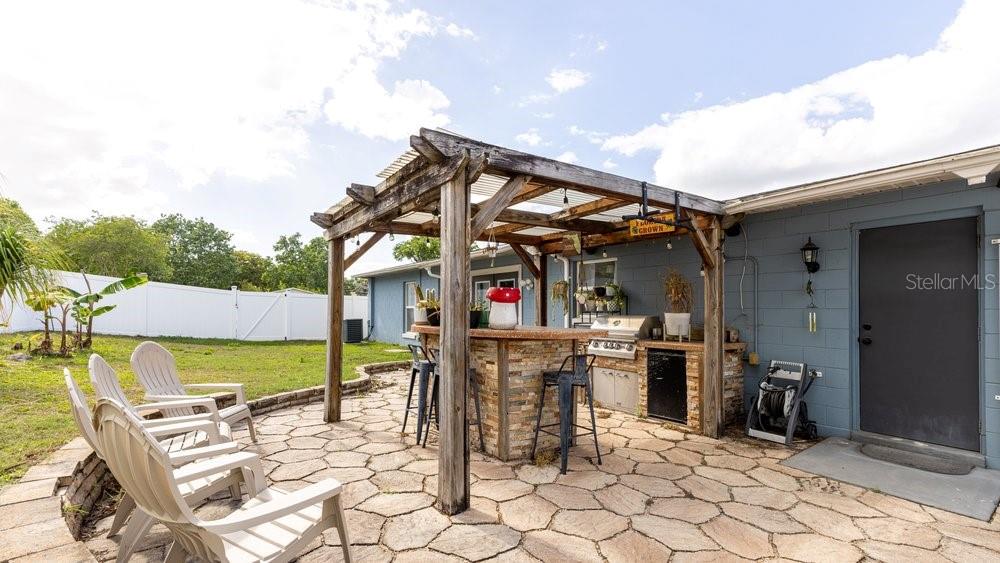 Image 17 of 24 For 1005 Nicole Boulevard