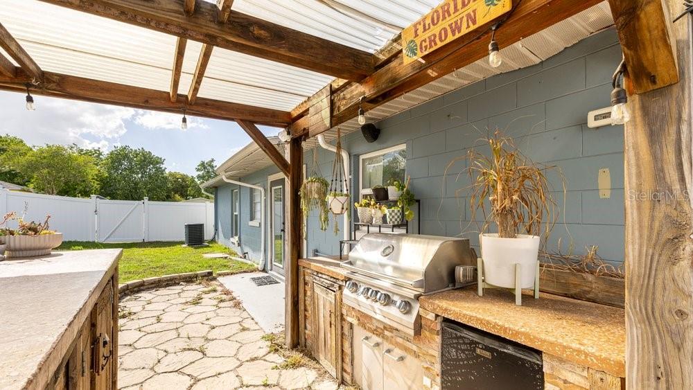 Image 18 of 24 For 1005 Nicole Boulevard