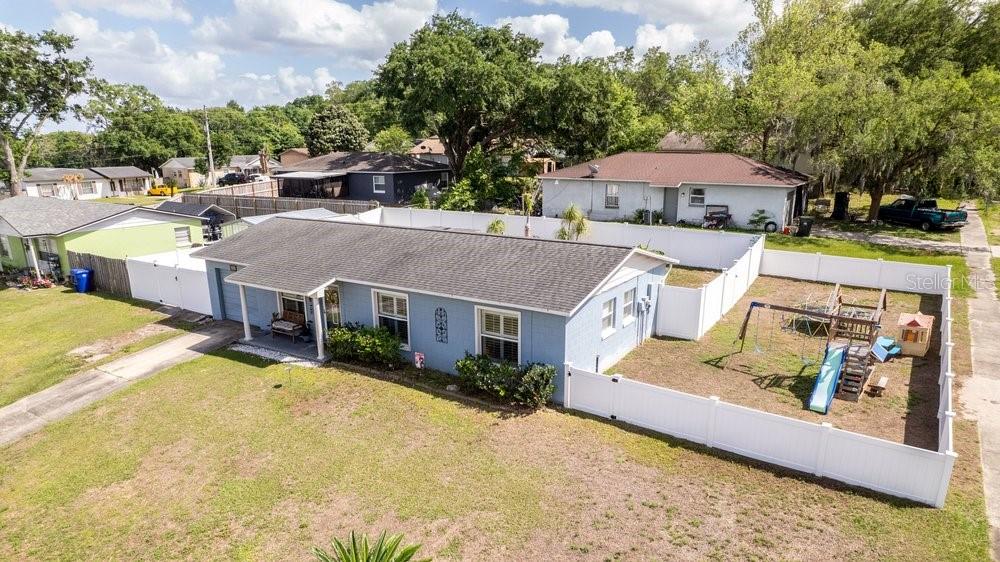 Image 21 of 24 For 1005 Nicole Boulevard