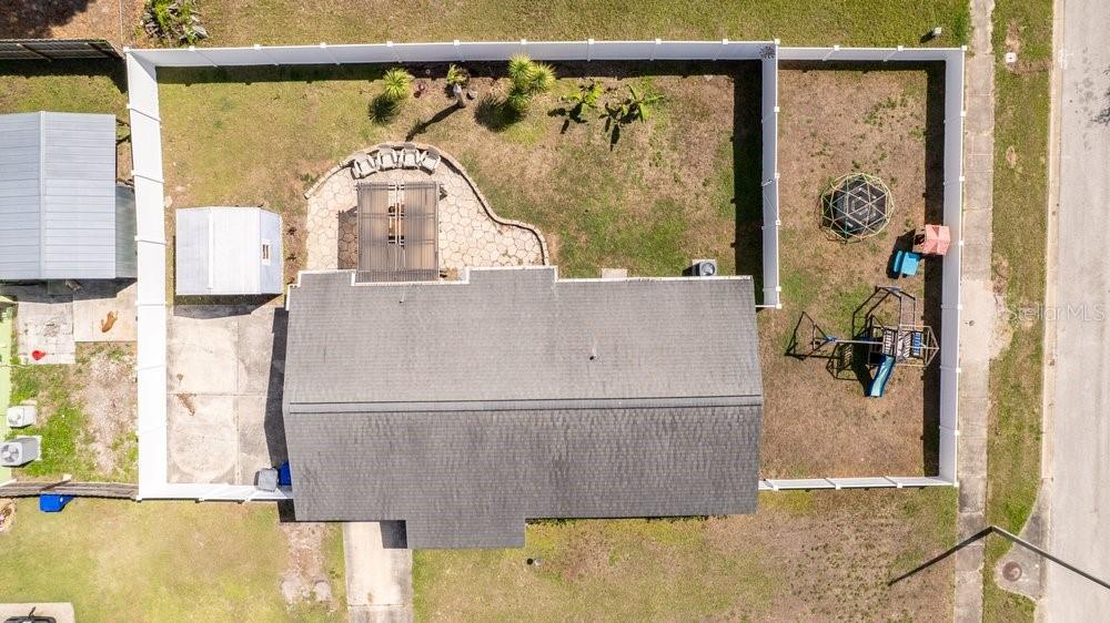 Image 22 of 24 For 1005 Nicole Boulevard