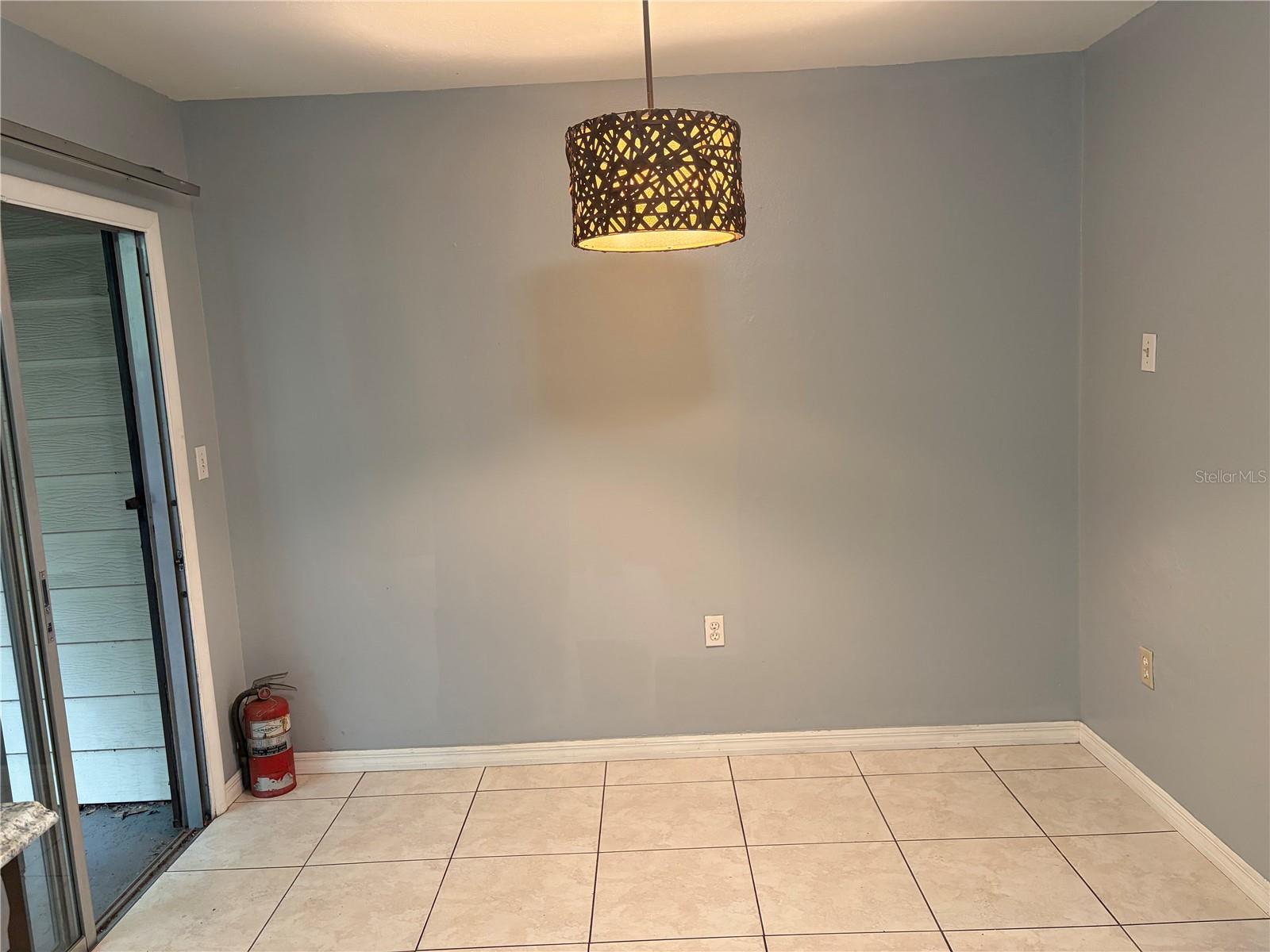 Image 4 of 9 For 1800 Warringwood Drive C6