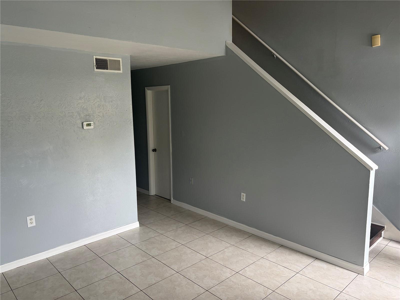 Image 7 of 9 For 1800 Warringwood Drive C6