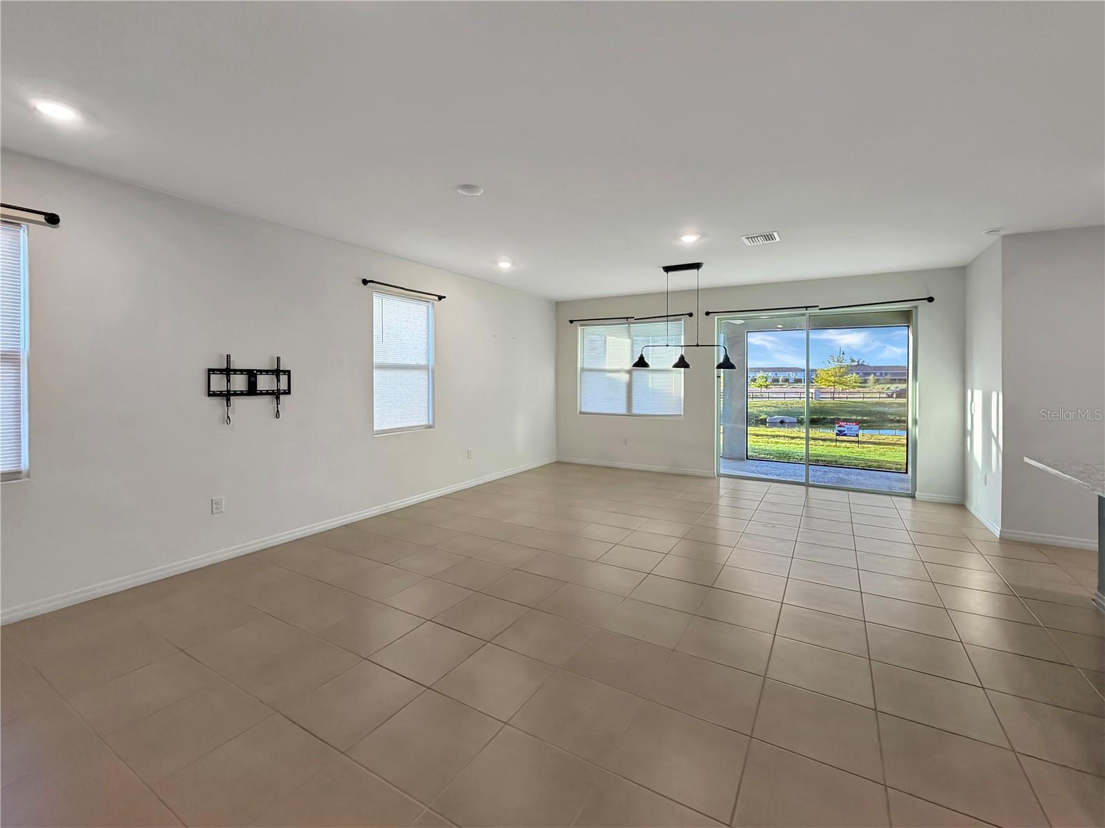 Image 19 of 67 For 5043 Stokes Way