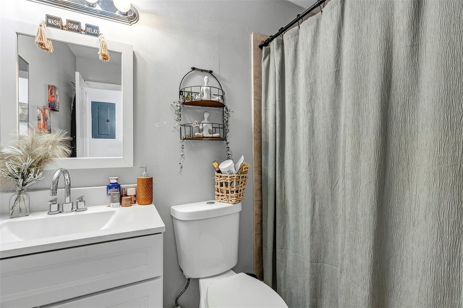 Image 10 of 25 For 1914 Damon Avenue