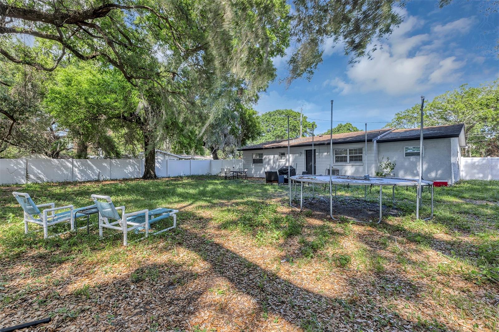 Image 24 of 25 For 1914 Damon Avenue