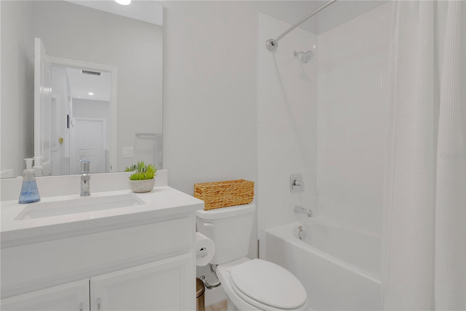 Image 23 of 46 For 17186 Hickory Wind Drive