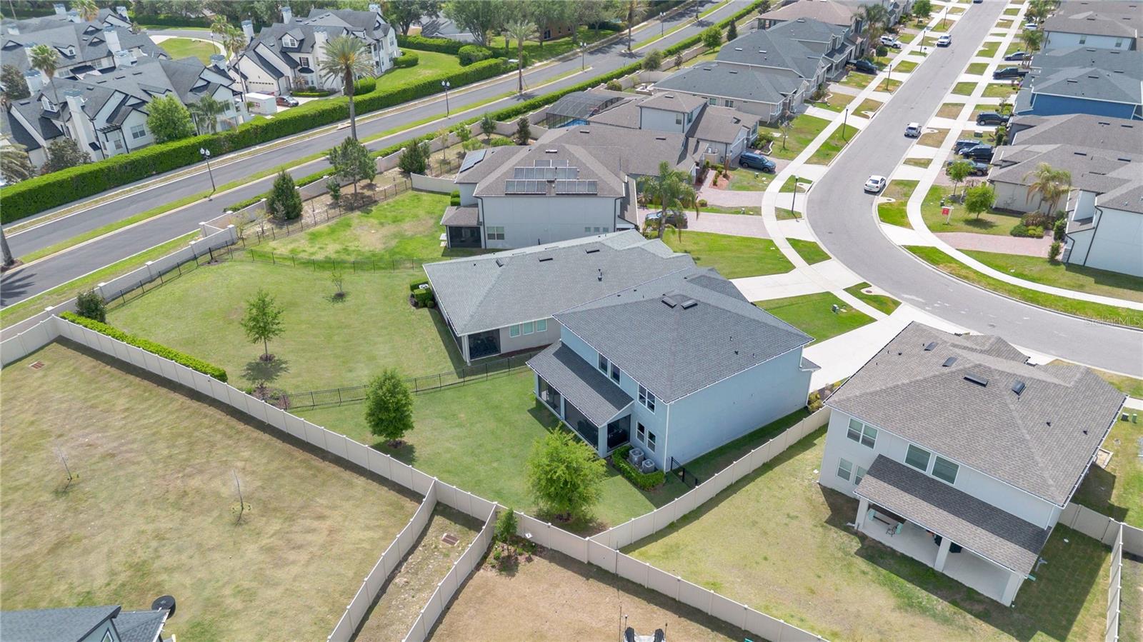 Image 40 of 46 For 17186 Hickory Wind Drive