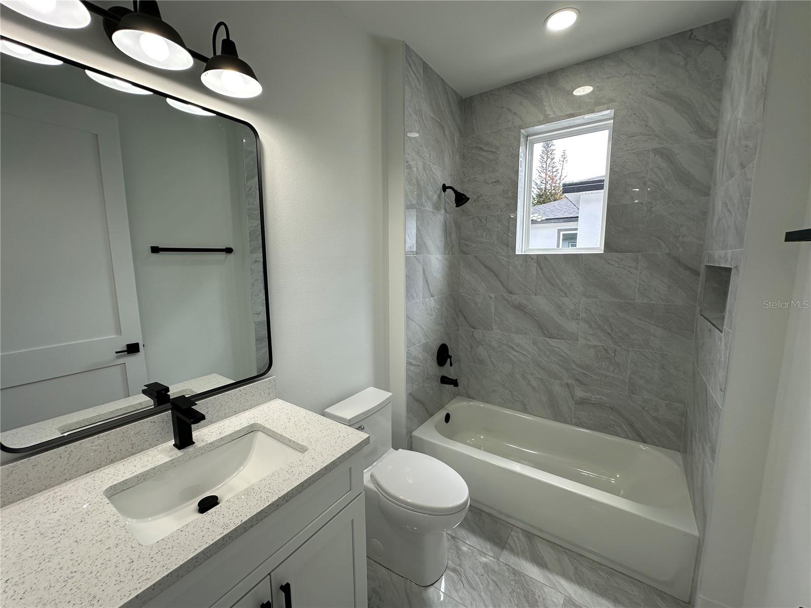 Image 14 of 16 For 1317 Harding Street