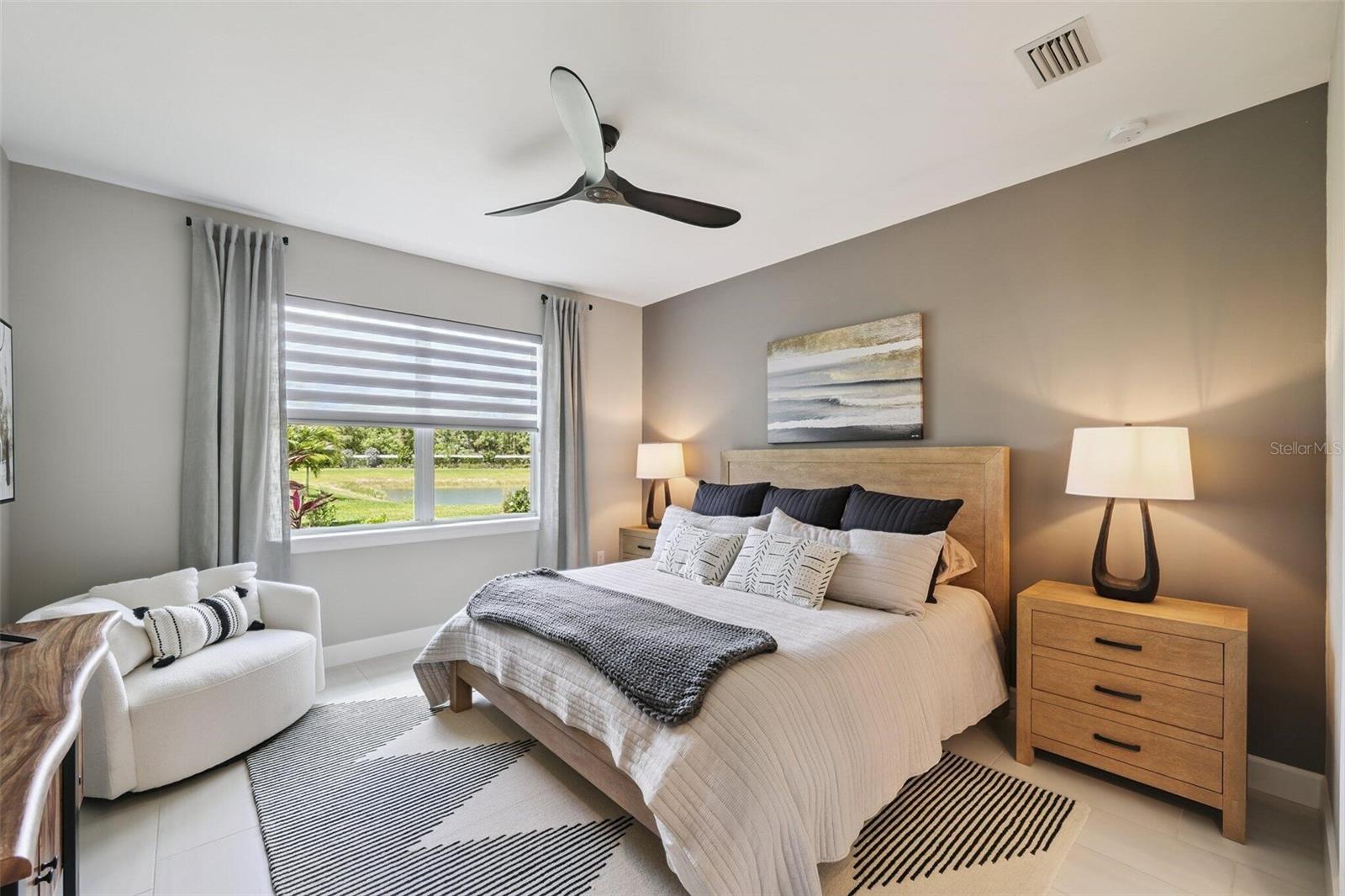 Listing photo id 18 for 10004 Coral Shore Drive