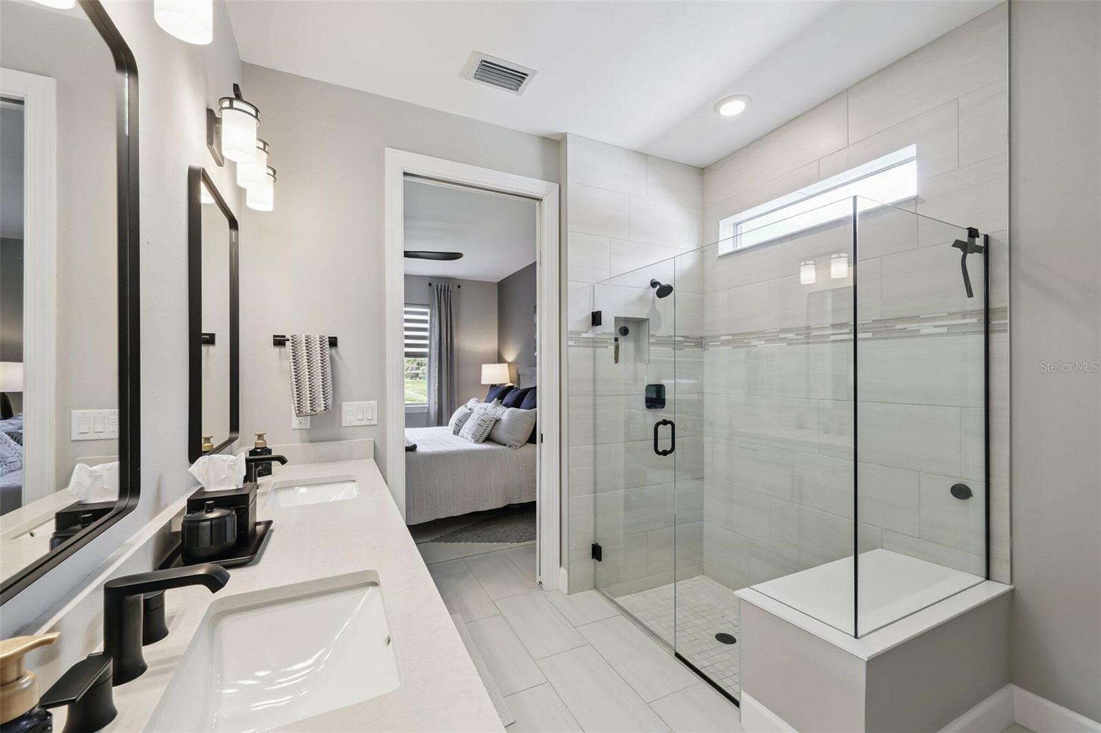 Listing photo id 21 for 10004 Coral Shore Drive