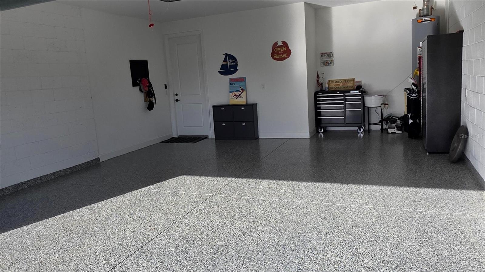 Listing photo id 23 for 10004 Coral Shore Drive