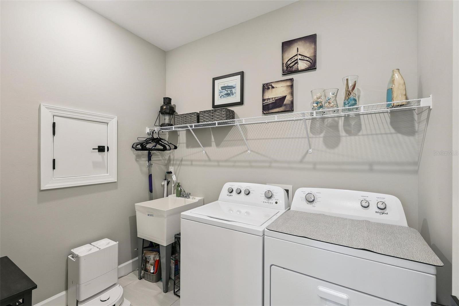 Listing photo id 4 for 10004 Coral Shore Drive