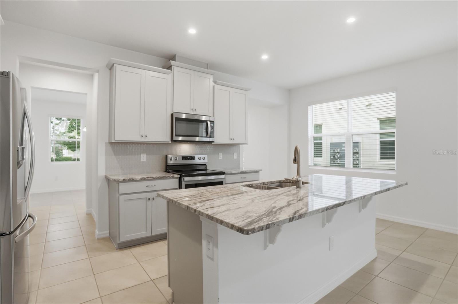 Image 10 of 35 For 16396 Prairie School Drive