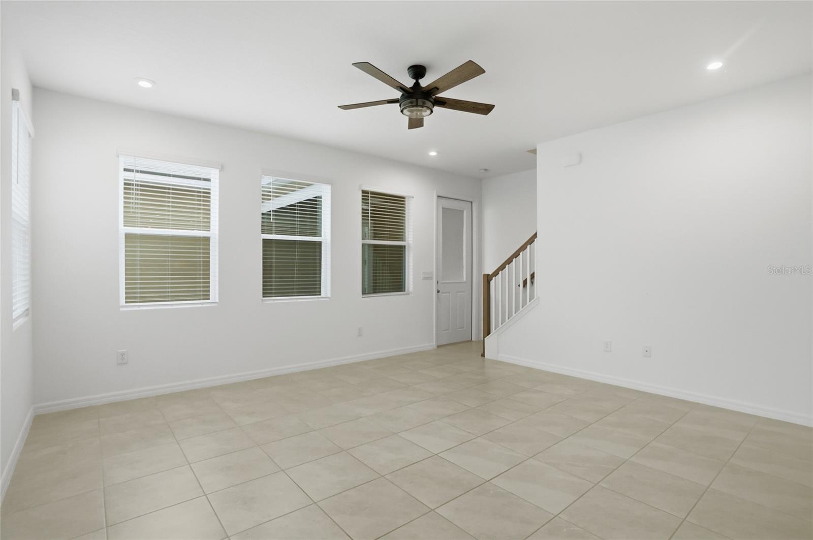 Image 14 of 35 For 16396 Prairie School Drive