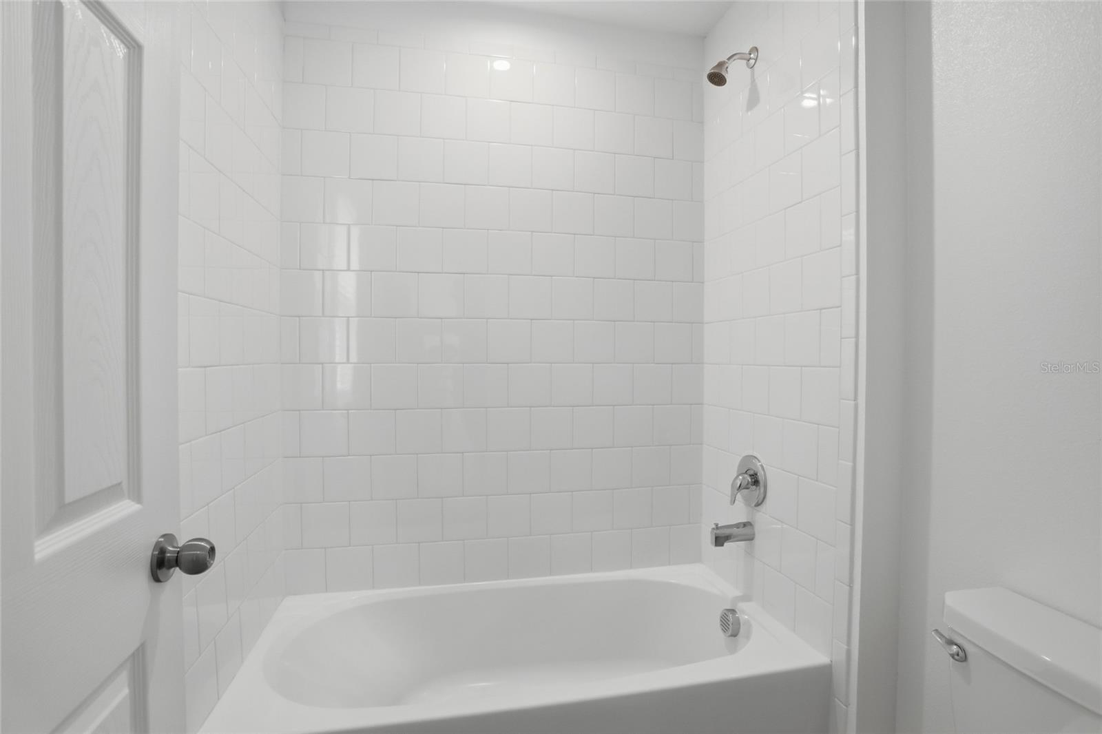 Image 21 of 35 For 16396 Prairie School Drive